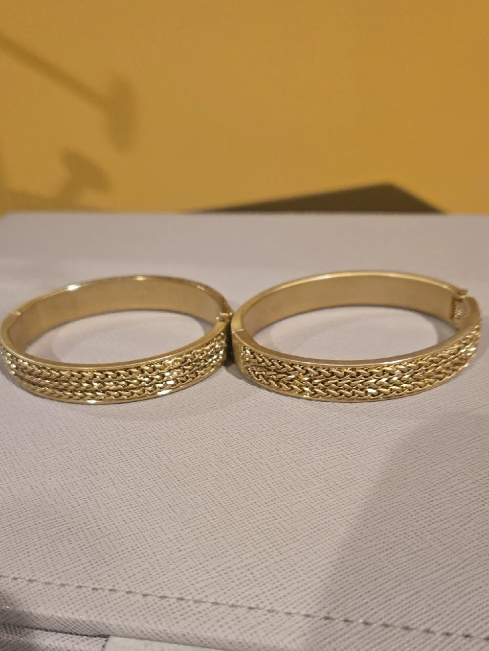 N/A set faux